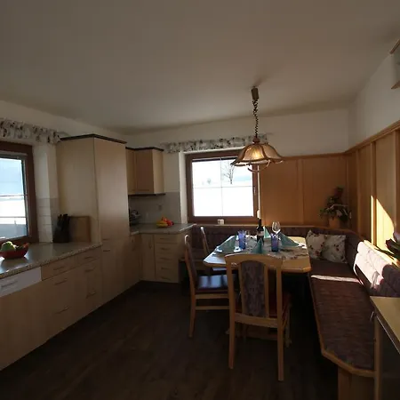 Pfandlhof Guest house