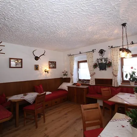 Pfandlhof 3*