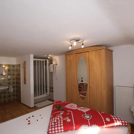 Pfandlhof 3*